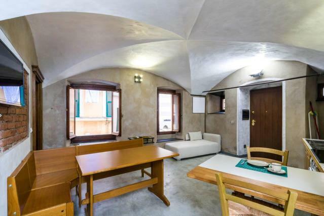 Lovingenoa - Antico Convento Apartment *